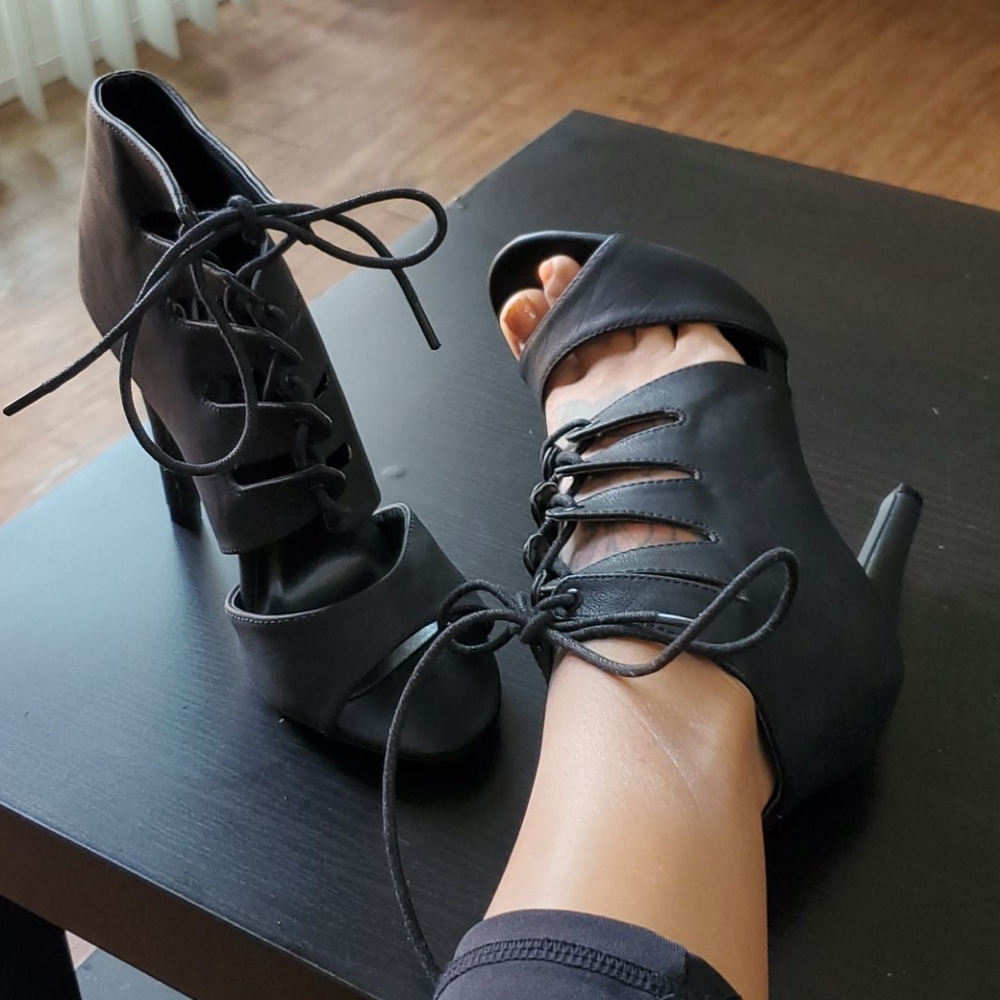 Delicious high heels